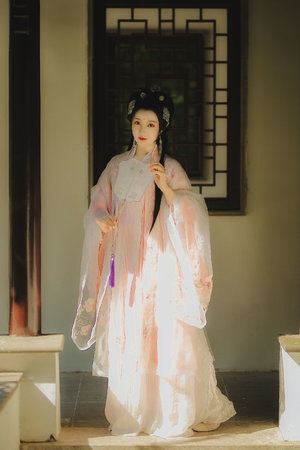 《教授与女学生》伦理