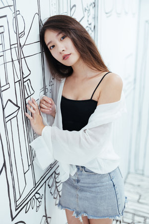 女保险公司推销员5